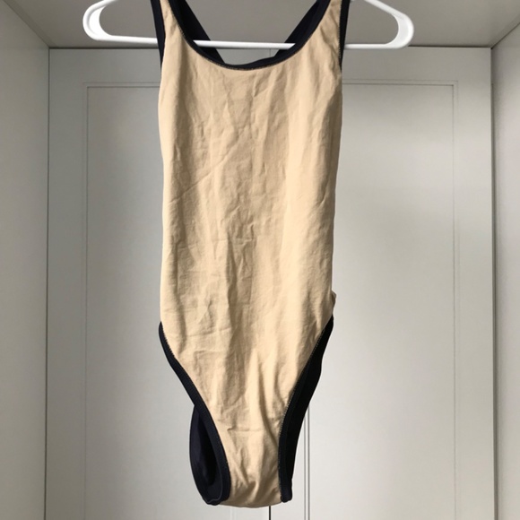 TYR Women’s Swimsuit Bathing Suit US 32 Navy Racerback One Piece NWOT - Picture 4 of 5